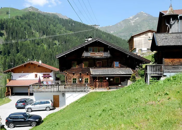 Martlerhof * Тукс