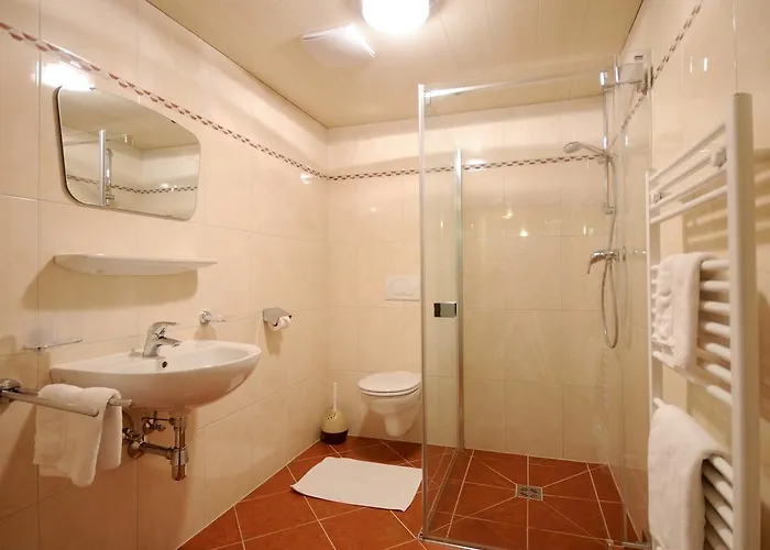 Martlerhof * Тукс